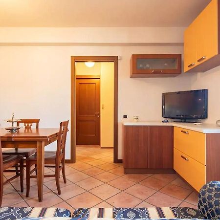 Suite Con 2 Balconi - 6 Guest Πράτο Εξωτερικό φωτογραφία